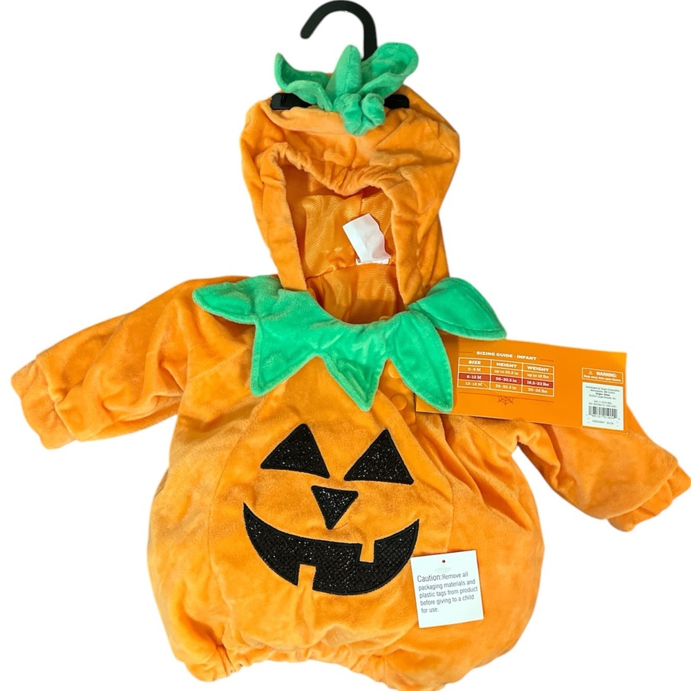 LAST ONE NWT SALE  Hyde and Eek Infant 6 to 12 months pumpkin pullover with hood